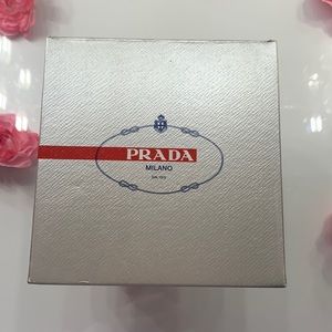 Unworn authentic vintage Prada scrunch ballet shoes!!